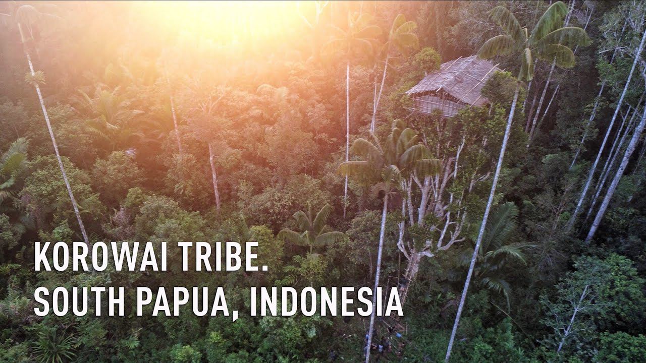 KOROWAI TRIBE. SOUTH PAPUA, INDONESIA.