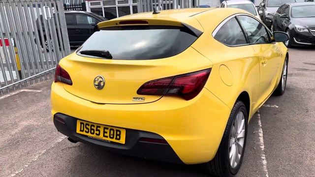 Astra GTC Yellow