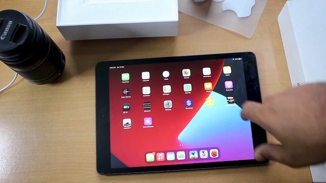 iPad 8th Generation Unboxing & Review in Hindi смотреть онлайн