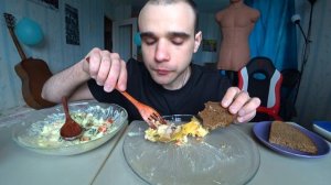 МУКБАНГ СВИНИНА С ОВОЩАМИ МЯСО / САЛАТ ОВОЩНОЙ / ХЛЕБ БОРОДИНСКИЙ / ОБЖОР / EATING Mukbang ASMR АСМР