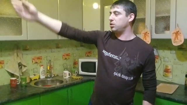 Анекдот. Про Кирилла Сарычева. Юмор смотреть онлайн