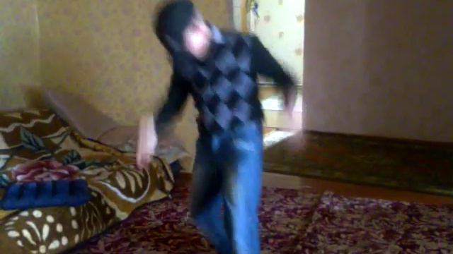 Как надо танцевать под песню "Рамштайн" смотреть онлайн