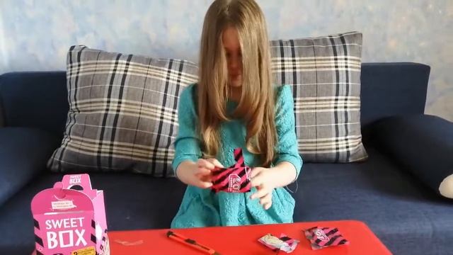 Распаковка Свит бокс LOL смотреть онлайн