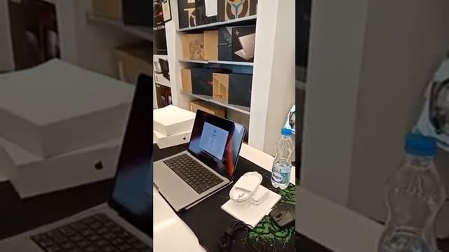 MacBook Pro M1 Pro 2021 model 14 "Unboxing .. Live (4) Video From MC Solution BD смотреть онлайн