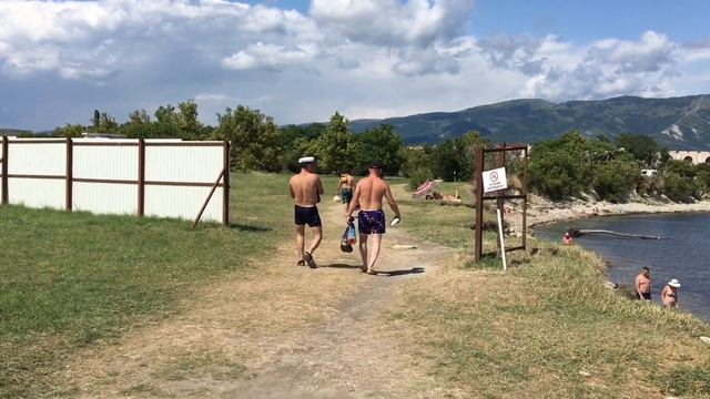 ГЕЛЕНДЖИК. ПЛЯЖ ДЛЯ МЕСТНЫХ. ТОНКИЙ МЫС. ДИКИЙ ПЛЯЖ смотреть онлайн