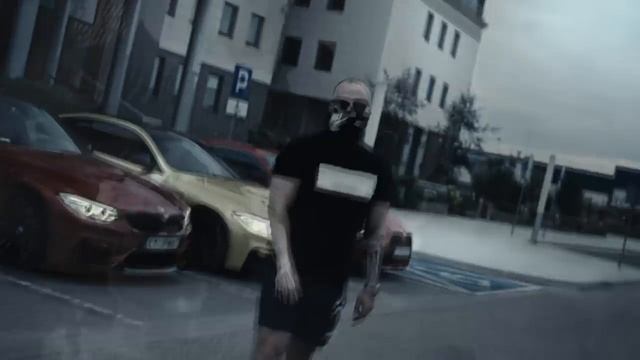 Korwin P56 x Dudek P56 ft. Fidżi - Rue de Paris prod. CzaHa (OFFICIAL VIDEO) смотреть онлайн