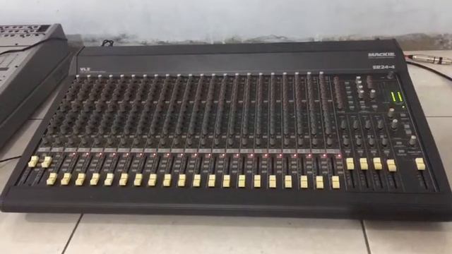 Mixer mackie sr24.4 made in usa смотреть онлайн