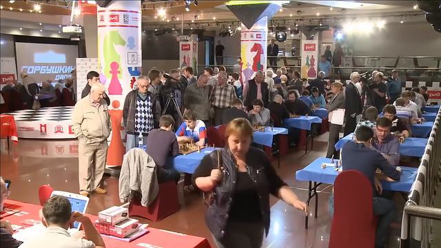 4 тур. Морозевич - Звягинцев, Французская защита. Чемпионат Москвы по блицу 2016. Владимир Белов смотреть онлайн