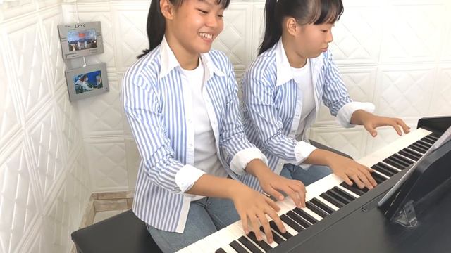 Hotel California - Eagles - Piano Duet - Vĩnh An và Vĩnh Ái смотреть онлайн