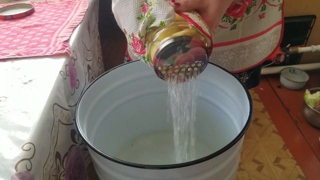 Как сделать вкусный компот из яблок на зиму // Прекрасное и Полезное смотреть онлайн