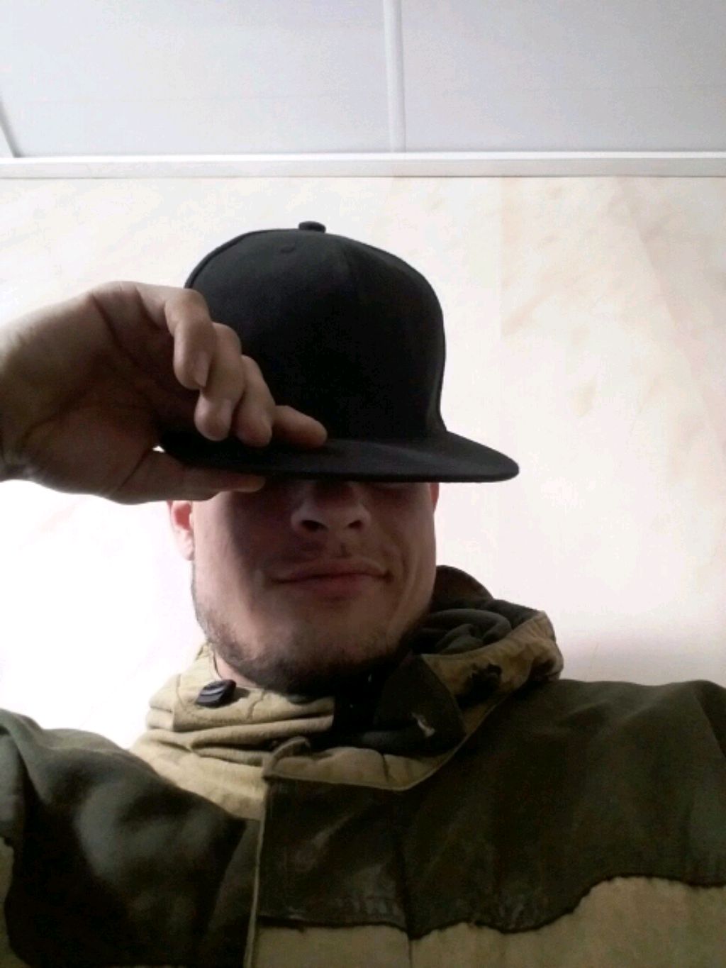 На работе работу работаю😅