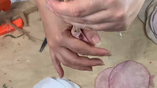 4 Ideas Para Hacer Preciosas Flores De Tela Y Yute