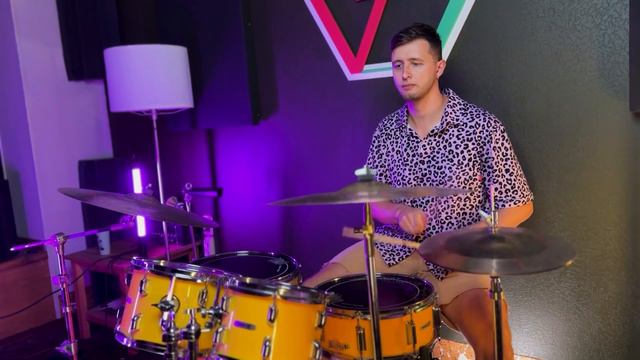 Nirvana - Smells Like Teen Spirit drum cover смотреть онлайн