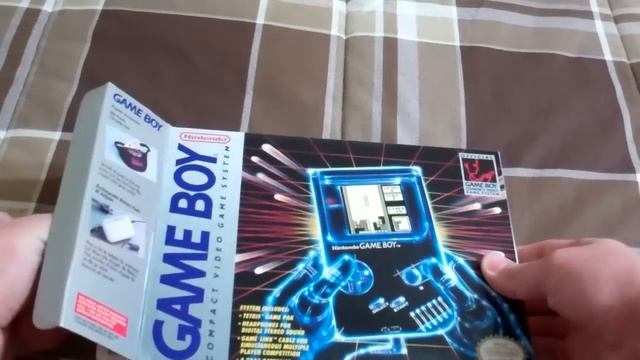 Nintendo GAMEBOY Unboxing смотреть онлайн