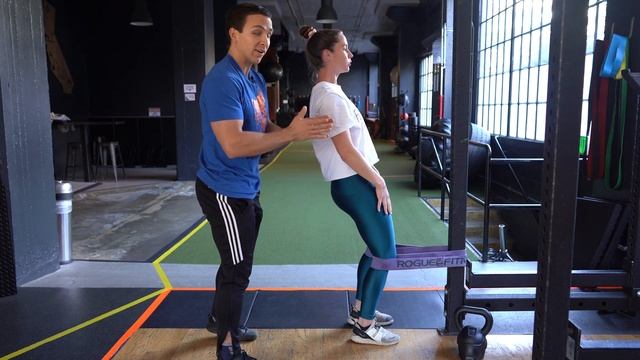 How to Set Up and Perform Spanish Squats Correctly (Don't Make This Mistake!) смотреть онлайн