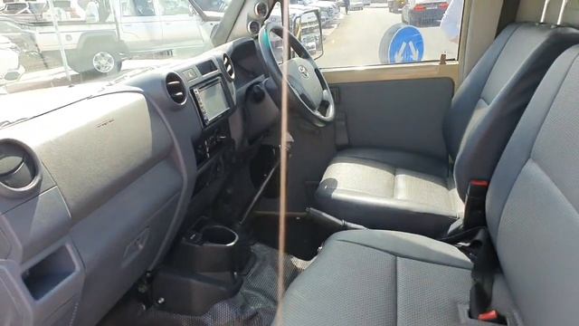 Toyota Land Cruiser Pick Up Single Cabin 79 Series 2013 смотреть онлайн