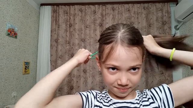 Модные прически для девочек. Шишечка. смотреть онлайн