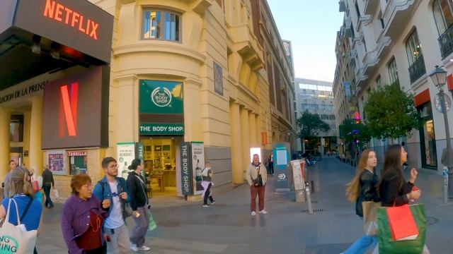 Madrid | Banco de España - Plaza de España смотреть онлайн