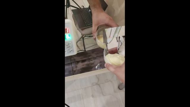 Фасовочная машина для сыпучих продуктов, фасовка происходит по весу. Обзор машины, цены доставка смотреть онлайн