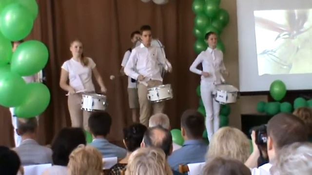 барабаны на последнем звонке смотреть онлайн