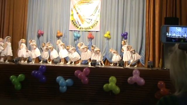 танец Невест коллектив Верес г. Краматорск смотреть онлайн