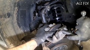 Как заменить тормозные колодки Ниссан Патфайндер ... nissan pathfinder