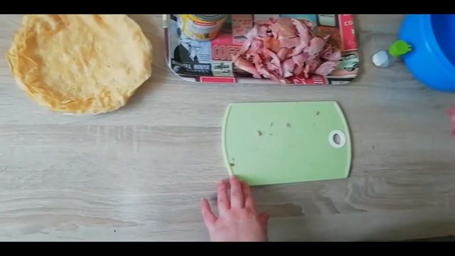 Салат из копчёных окорочков смотреть онлайн