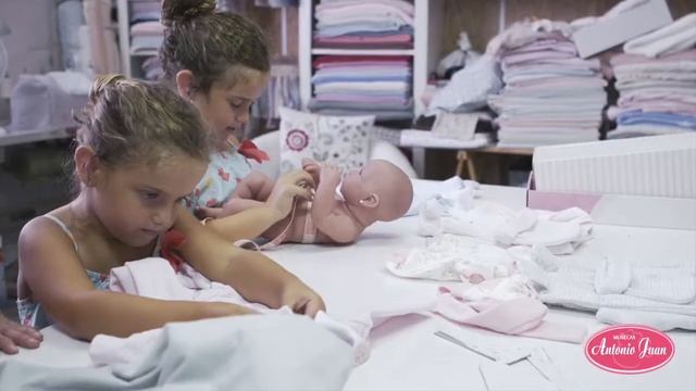 Как шьется одежда для кукол MUNECAS ANTONIO JUAN (МУНЕКАС АНТОНИО ХУАН)? смотреть онлайн