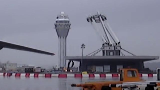 Прощание с сателлитом в ПУЛКОВО.mpg смотреть онлайн