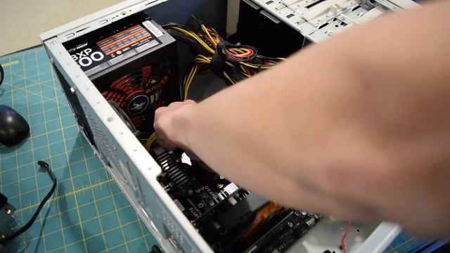 AMD FX-8350 Wraith Cooler Sleeper / Editing PC Upgrade смотреть онлайн
