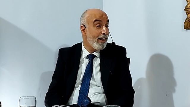 A tiempo: Raúl Kasiztky en una entrevista exclusiva a Etel Schulte смотреть онлайн