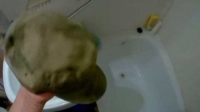 Кепка, покрытая парафином (воском)