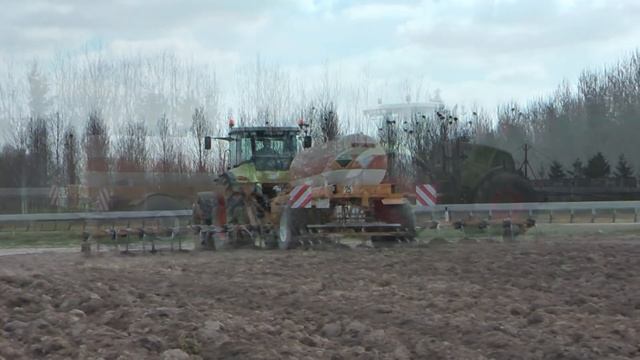 Epandage d'ammoniac avec un Claas Axion смотреть онлайн