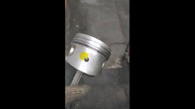 Доказательство необходимости отверстий в юбке поршня смотреть онлайн