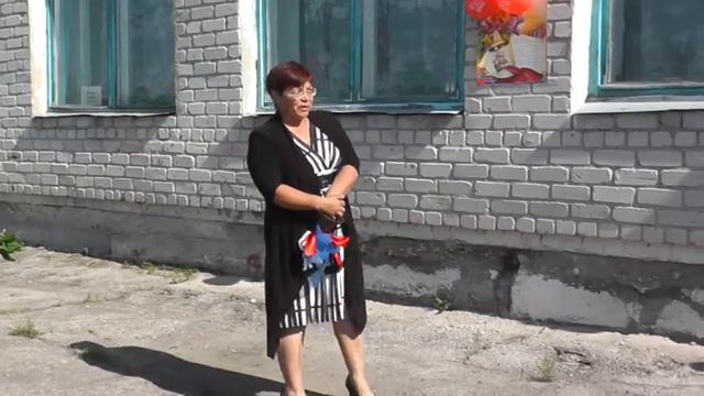 Последний звонок Часть 3 + напутствия первой учительницы. смотреть онлайн