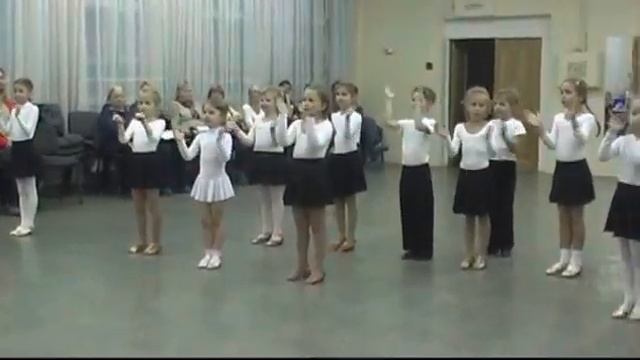 Открытый урок в студии танца "Карамель" - 2 группа смотреть онлайн