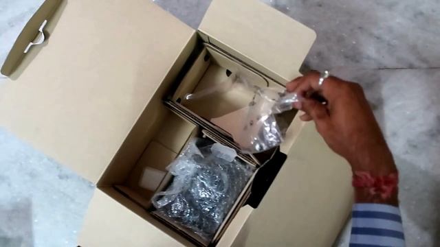Nikon D7500 Unboxing