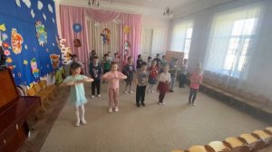 Танец на День космонавтики|подготовительная группа|детский сад