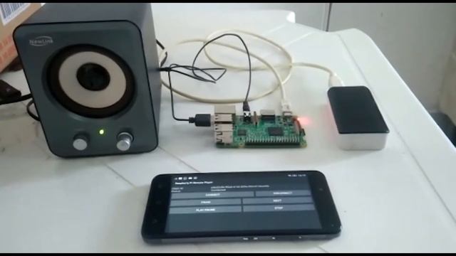 Music Player with Raspberry Pi and AWS IOT смотреть онлайн
