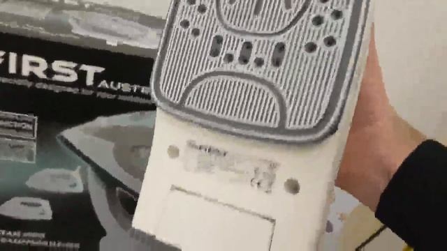 TZS First Austria 2200W Dampf Bügeleisen kabellos oder, Bügeleisen mit verschiedenen Wärmestufen смотреть онлайн