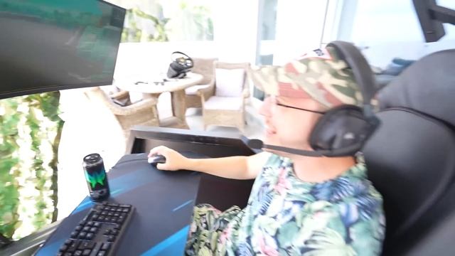 Faire TOP 1 sur le MEILLEUR SETUP au MONDE ?! (12 000€) смотреть онлайн