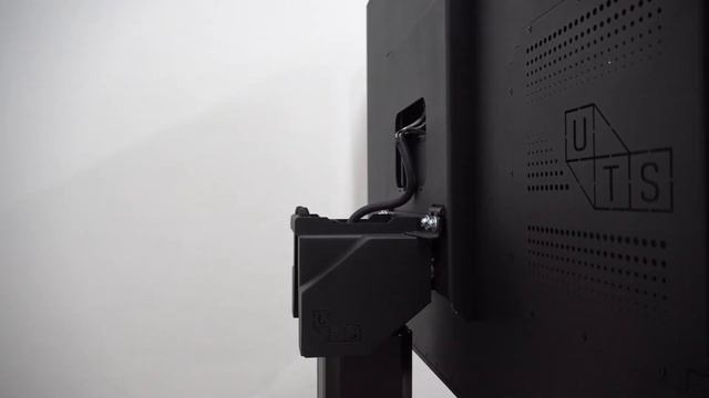 ИНТЕРАКТИВНАЯ ПАНЕЛЬ 2 в 1 UTS FLY PRO 65 смотреть онлайн