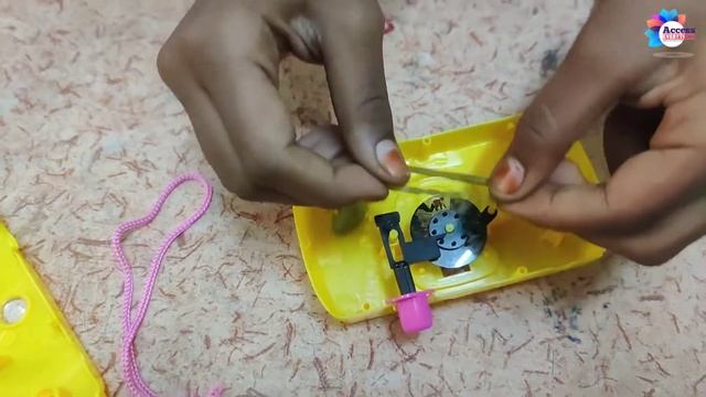 Toy camera Repair смотреть онлайн