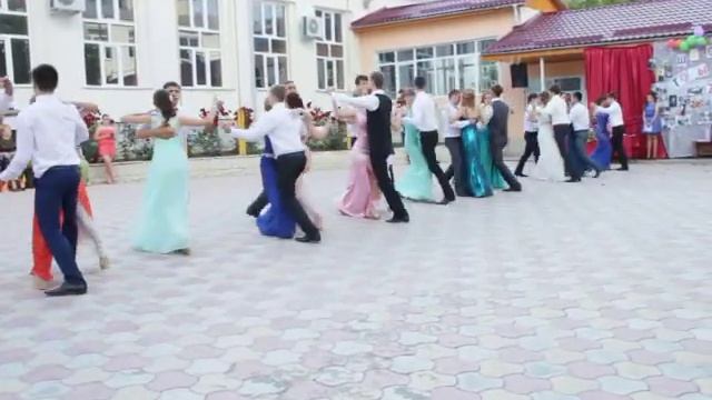 Вальс 12-х классов в лицее имени А.С.Пушкина смотреть онлайн