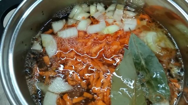 Подливка с мясом смотреть онлайн