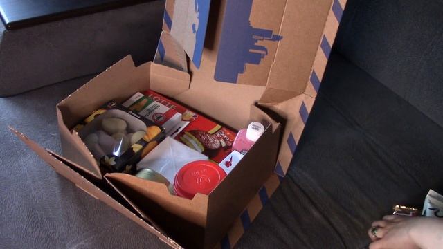 Интернет друзья. Часть1. Посылка подруге смотреть онлайн