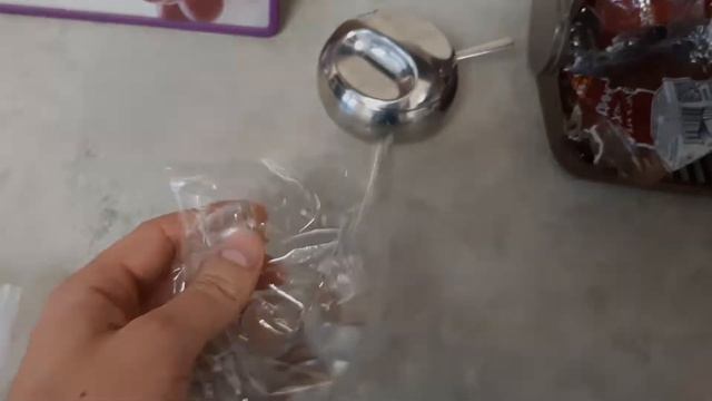 Если стул скрежет по плитке, помогают эти пипки???Накладки на ножки стула с войлоком. смотреть онлайн