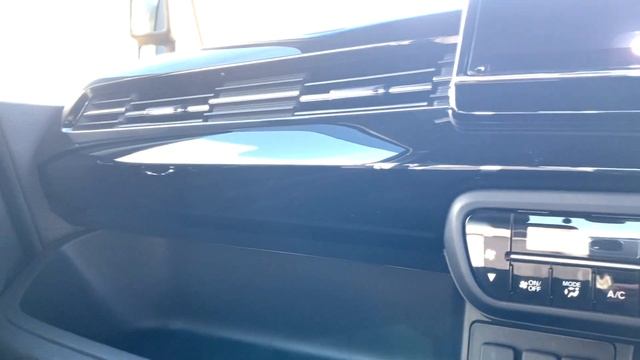 New N BOX Custom L Turbo（新型Nボックス カスタム L ターボ） смотреть онлайн