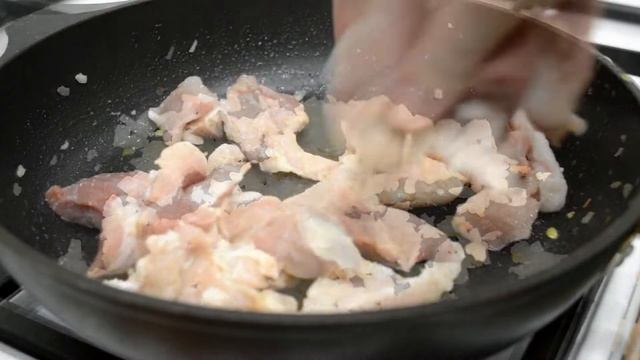 Мясо с подливкой/Гуляш с подливкой смотреть онлайн