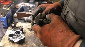 ОКА БОЛЬШОЙ РАСХОД, ЖРЁТ, НЕТ ХОЛОСТЫХ. КАРБЮРАТОР?